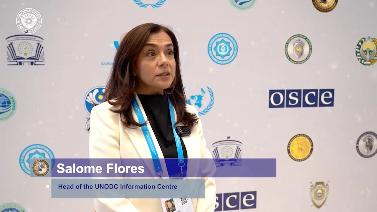 5f67c5a9-451a-f274-b76d-2b681118e569_lists_slider_